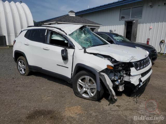Jeep Compass Latitude 2024 White 2.0L Array