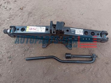 Домкрат Jeep Compass 2017-2025 68312896AC ручка домкрата колісний ключ 68312897AA гарний стан