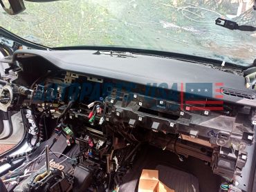 Передня панель Торпедо Jeep Compass 2022-2025 рестайлінг 7BD74DX9AE з AIRBAG оригінал Передня панель Торпедо Jeep Compass 2022-2025 рестайлінг 7BD74DX9AE з AIRBAG оригінал