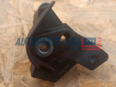 Кронштейн датчика удару правий 68282582AA Jeep Compass 2017-2021 на телевізорі