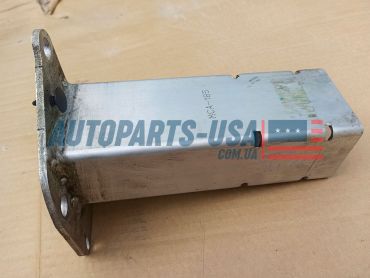 Ікло лонжерону ліве Jeep Compass рестайлінг 2022-2025 68463415AA