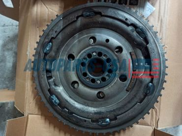 Оригінальний двомасовий маховик демпфер NISSAN X-TRAIL 2005 T30 2.5 tdi 12310AAU400 гарний стан