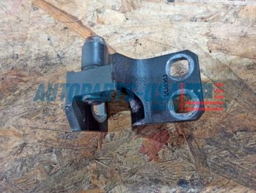 Петля двері передня права верхня Jeep Renegade 15-20  68439551AA