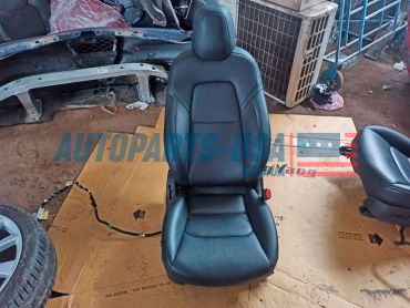 Сидение пассажирское, черное, Airbag, кожа в идеальном состоянии Tesla Model 3 18 7654324-01-E