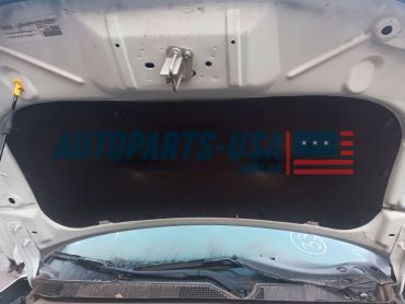 Ізоляція капота Jeep Compass 2017-2022 шумоізоляція 68244280AA ідеальний стан