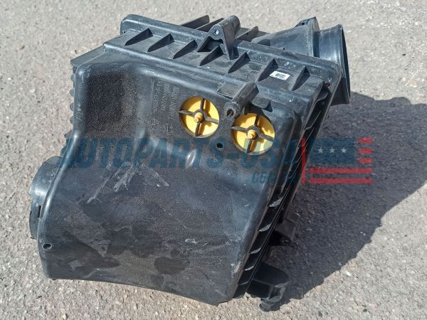 Корпус повітряного фільтра Jeep Compass 2017-2022 2.4 Mopar 68403697AA
