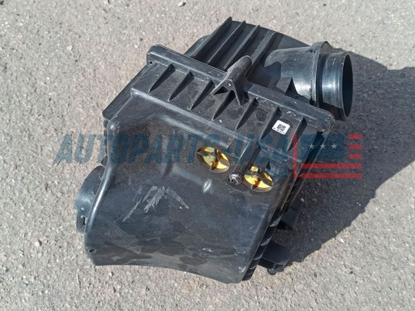 Корпус повітряного фільтра Jeep Compass 2017-2022 2.4 Mopar 68403697AA
