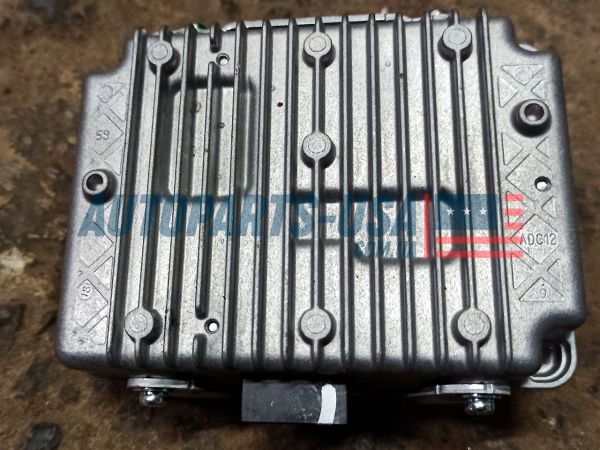 Перетворювач напруги з розеткою Jeep Compass 68202292AA