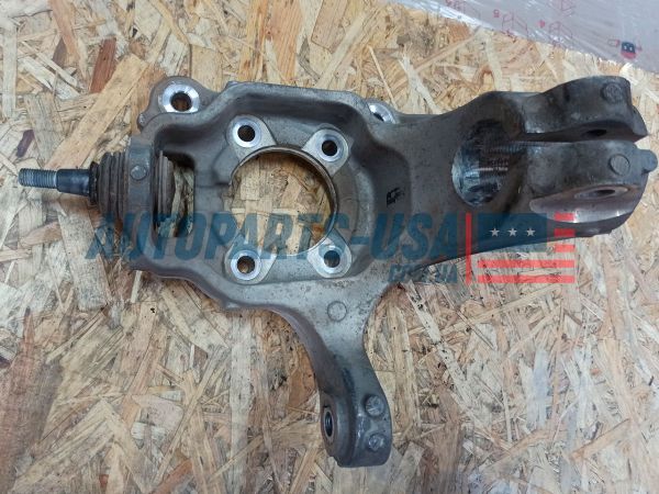 Цапфа передня права Jeep Cherokee KL 2019-2023 AWD Поворотний кулак 68305298AC