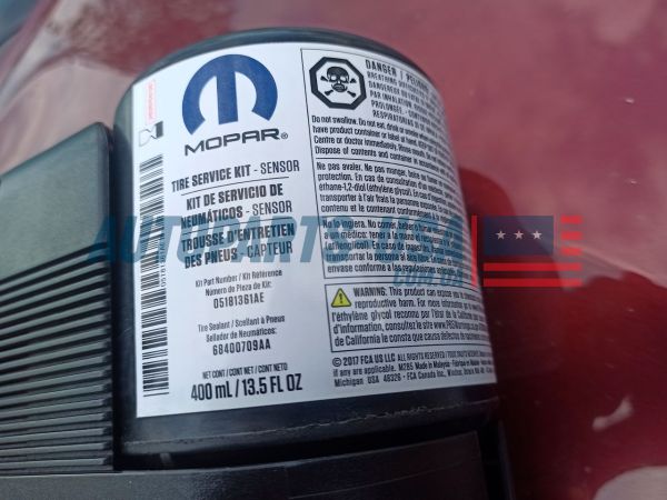 Комресор підкачування коліс Mopar 05181361AE антипрокольний гель 68400709AA Jeep Compass 2022 Рестайлінг