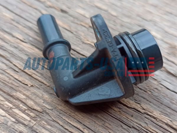 Штуцер вакуумного насоса Jeep Compass 2017-2022 Mopar 68526636AA Штуцер вакуумного насоса Jeep Compass 2017-2022 Mopar 68526636AA