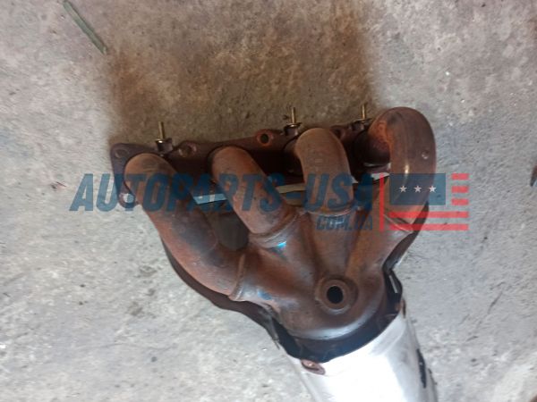 Катализатор в сборе со щитками и коллектором выпускным Mopar 68315810AA 35000 моль оригинал Катализатор в сборе со щитками и коллектором выпускным Mopar 68315810AA 35000 моль оригинал