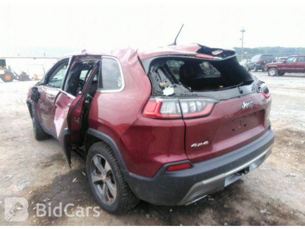 Jeep Cherokee Limited 2019 Red 3.2L на розбір