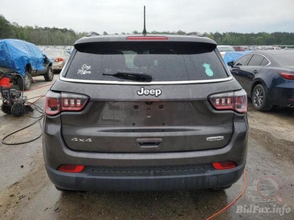 Jeep Compass Latitude 2018 Gray 2.4L